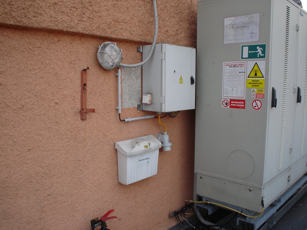img00018.jpg